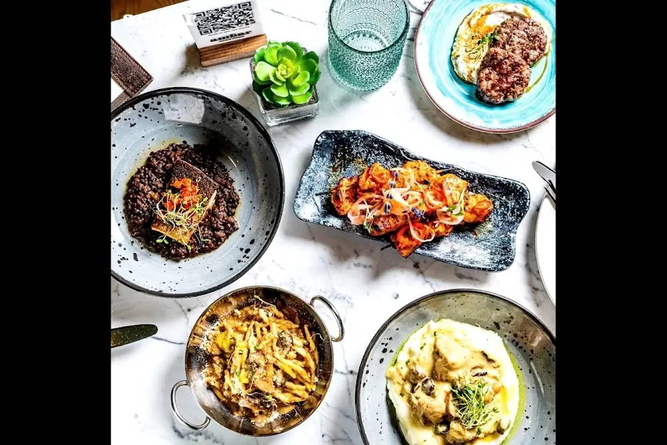 AMBAR Restaurant, Shaw